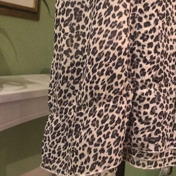 Animal print ruffle top - Picture 5 of 5